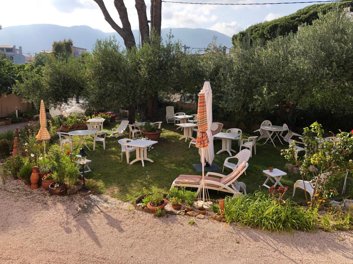 La Pergola Hotel Cavalaire-sur-Mer Buitenkant foto